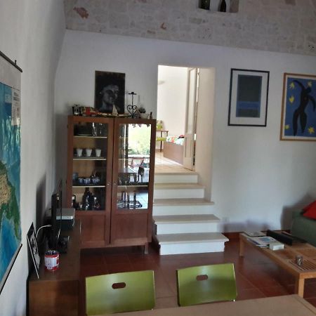 Fra Il Glicine E Il Sambuco Villa Monopoli Luaran gambar