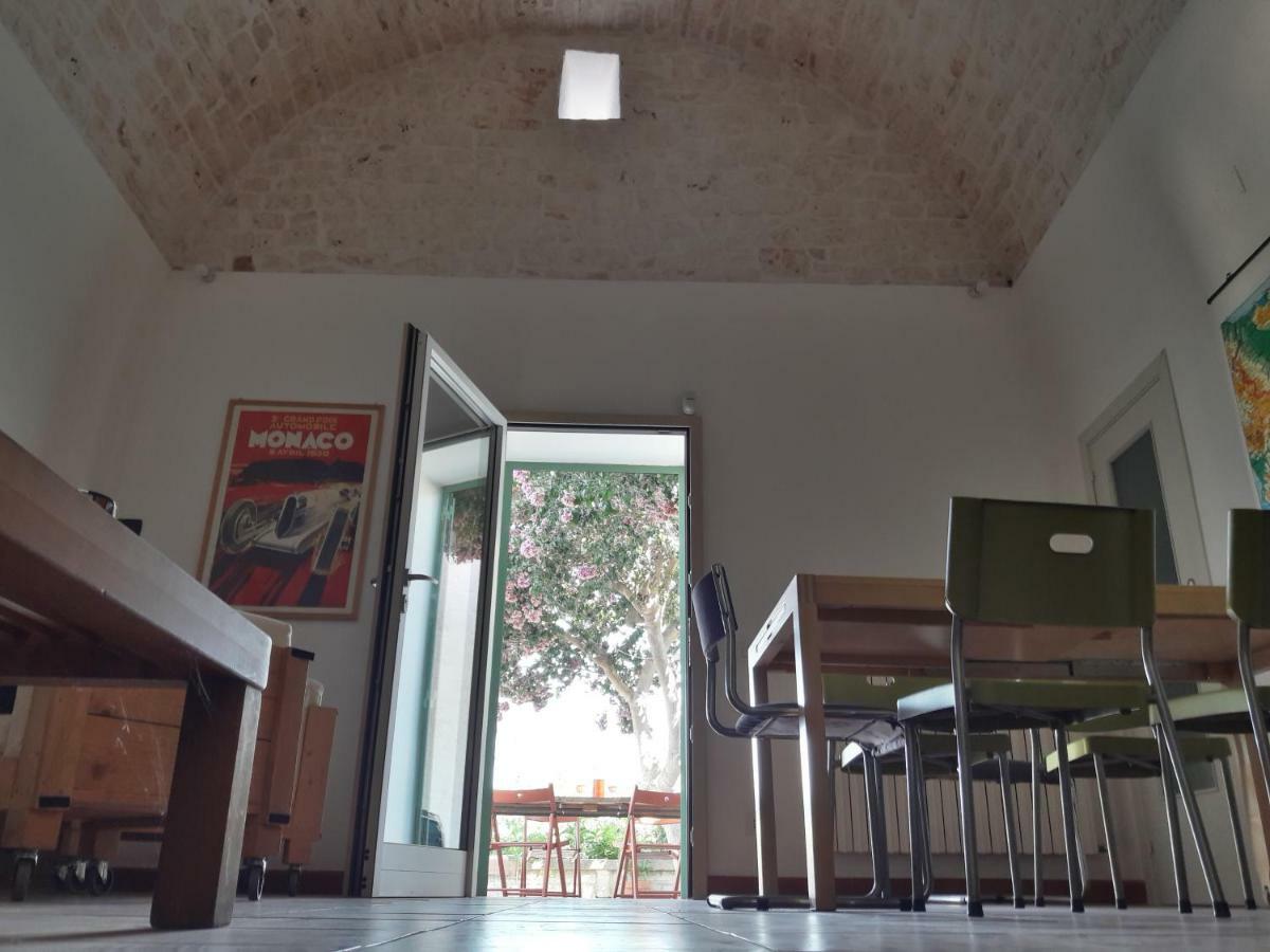 Fra Il Glicine E Il Sambuco Villa Monopoli Luaran gambar